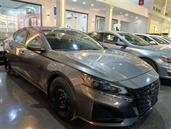 نيسان ألتيما